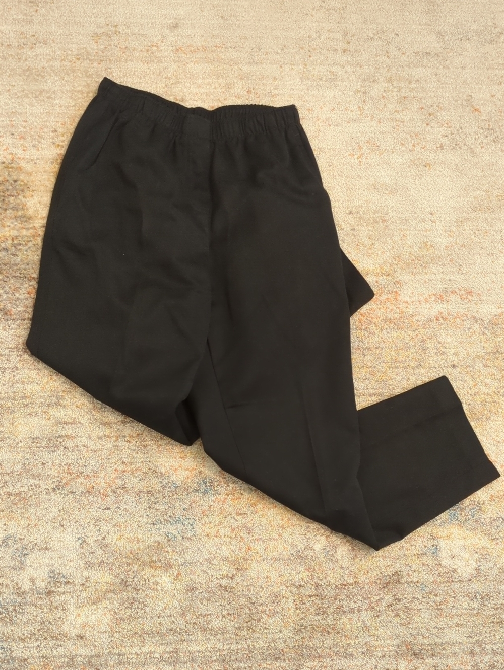 Alia women’s Black Elastic-Waist Straight Dress Pants
